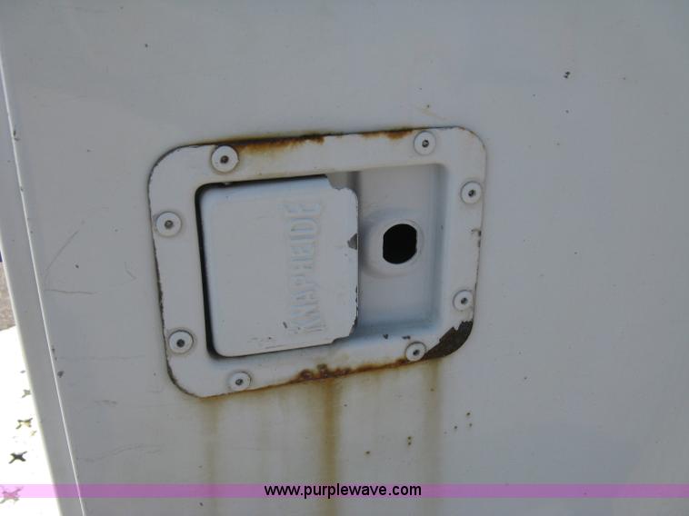 image for item E7924 2008 Ford F250 Super Duty XLT utility truck