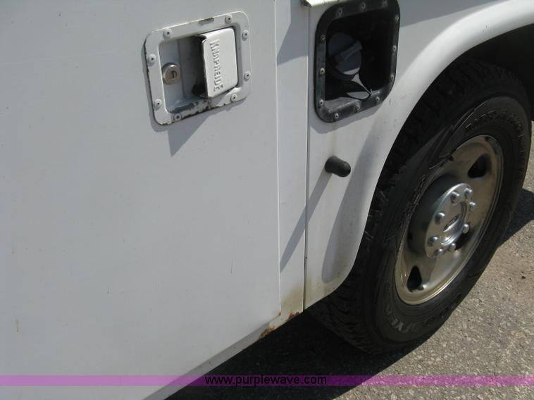 image for item E7924 2008 Ford F250 Super Duty XLT utility truck