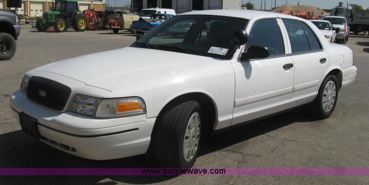 image for item E7925 2011 Ford Crown Victoria Police Interceptor