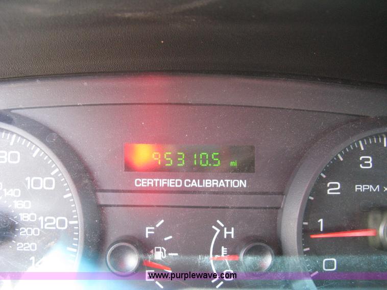 image for item E7925 2011 Ford Crown Victoria Police Interceptor