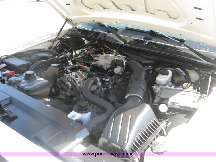 image for item E7925 2011 Ford Crown Victoria Police Interceptor