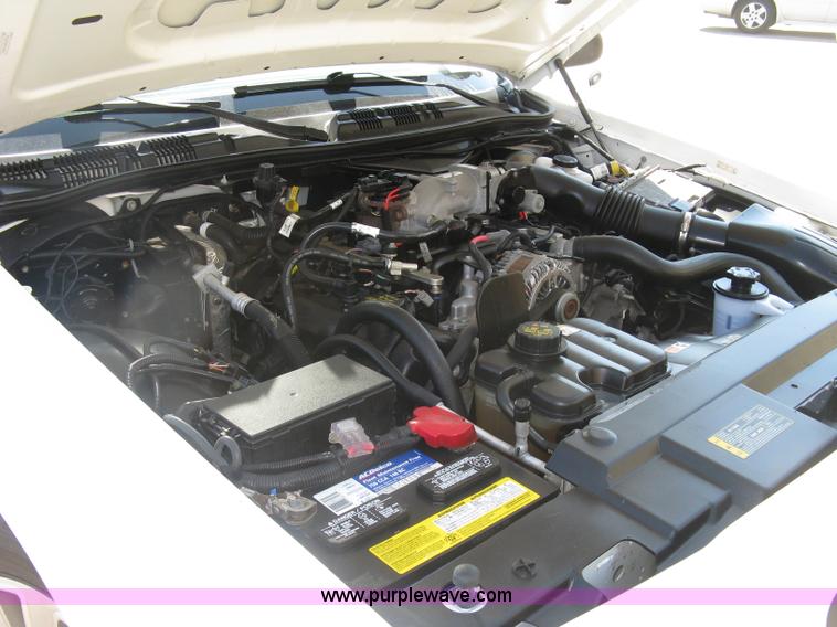 image for item E7925 2011 Ford Crown Victoria Police Interceptor