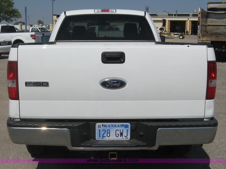 image for item E7926 2007 Ford F150 XLT pickup truck