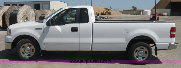 image for item E7926 2007 Ford F150 XLT pickup truck