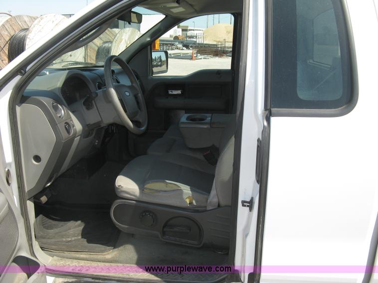 image for item E7926 2007 Ford F150 XLT pickup truck