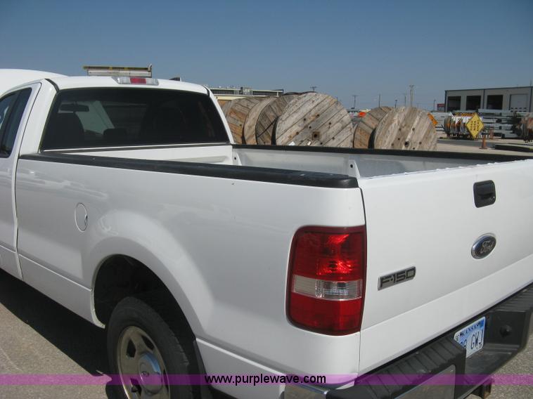 image for item E7926 2007 Ford F150 XLT pickup truck