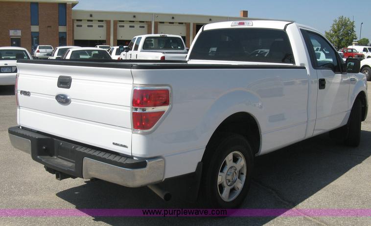 image for item E7927 2010 Ford F150 XLT pickup truck