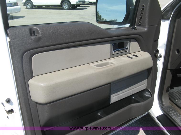 image for item E7927 2010 Ford F150 XLT pickup truck