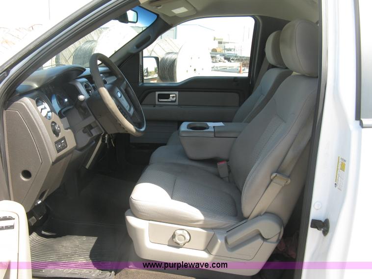 image for item E7927 2010 Ford F150 XLT pickup truck