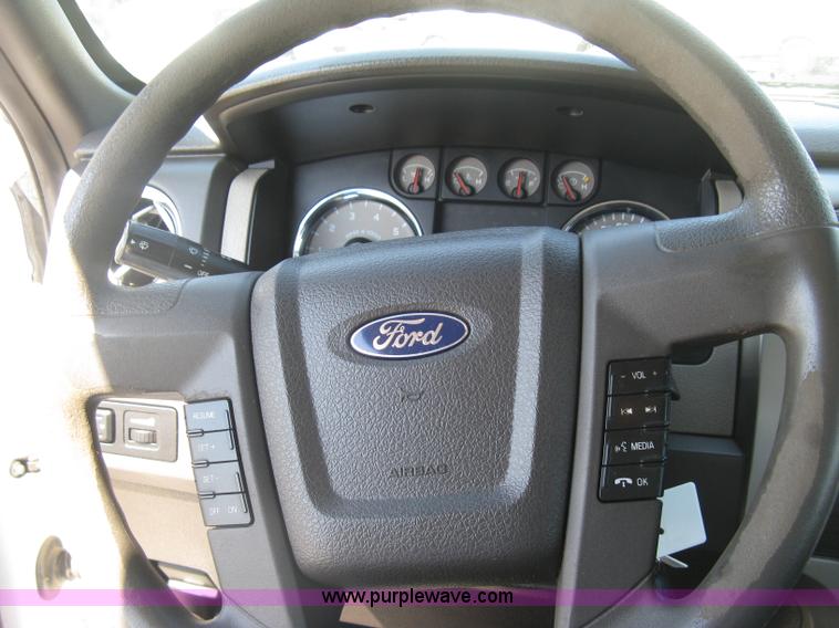 image for item E7927 2010 Ford F150 XLT pickup truck