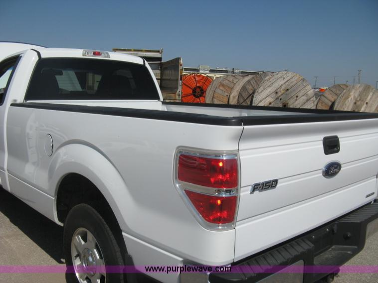 image for item E7927 2010 Ford F150 XLT pickup truck
