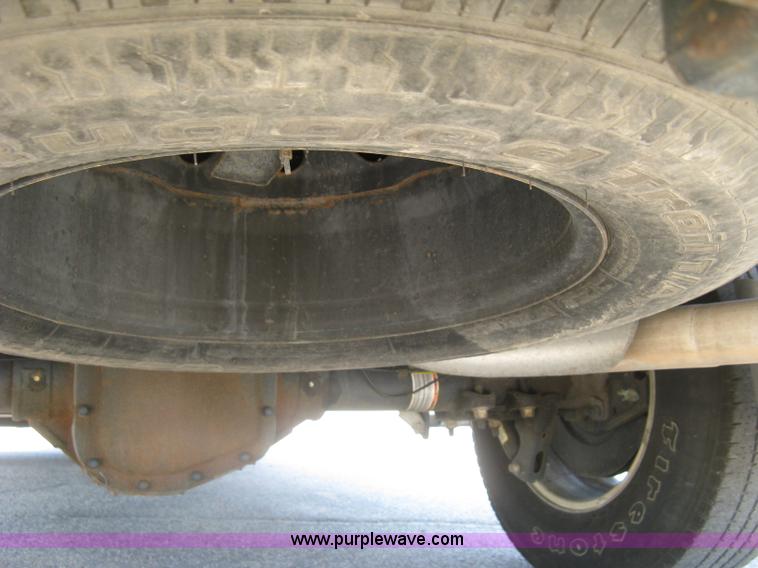 image for item E7927 2010 Ford F150 XLT pickup truck