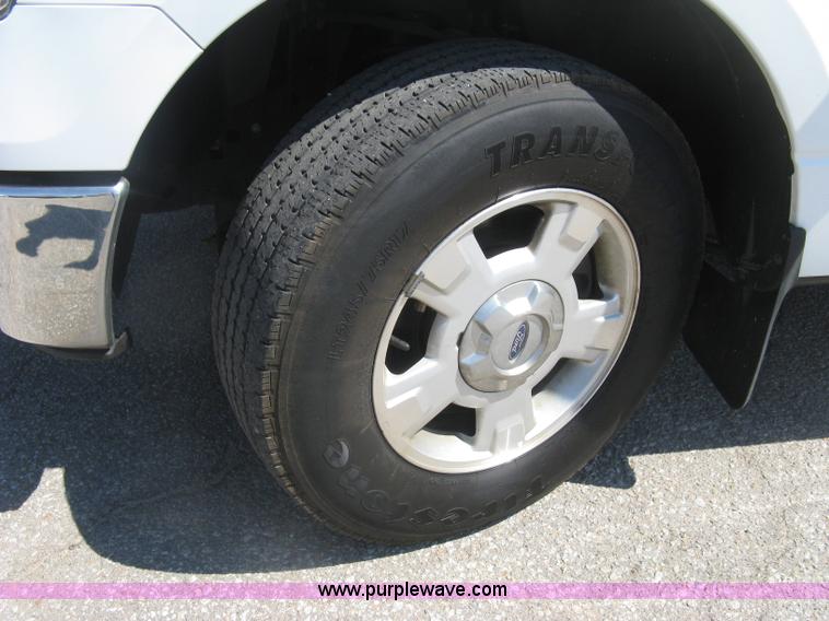 image for item E7927 2010 Ford F150 XLT pickup truck