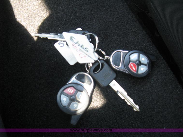 image for item E7928 2011 Ford Crown Victoria Police Interceptor