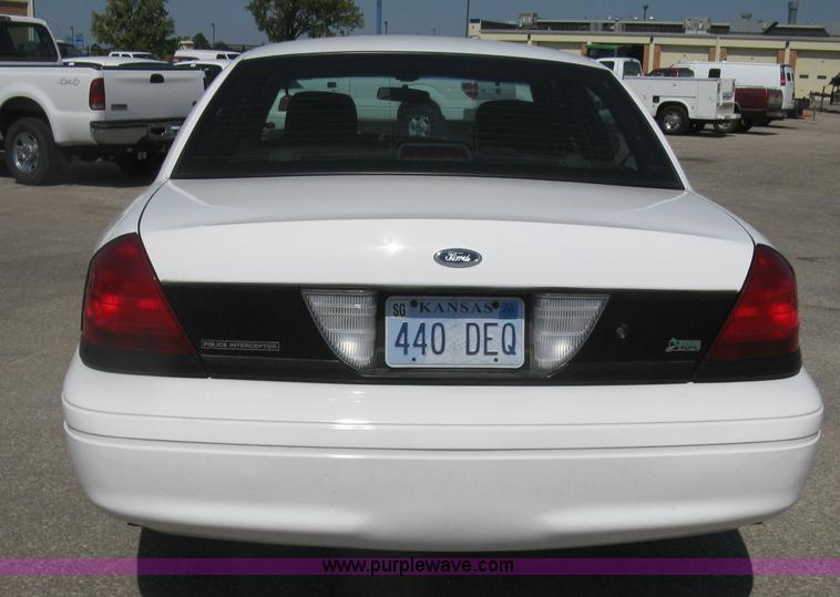 image for item E7931 2011 Ford Crown Victoria Police Interceptor