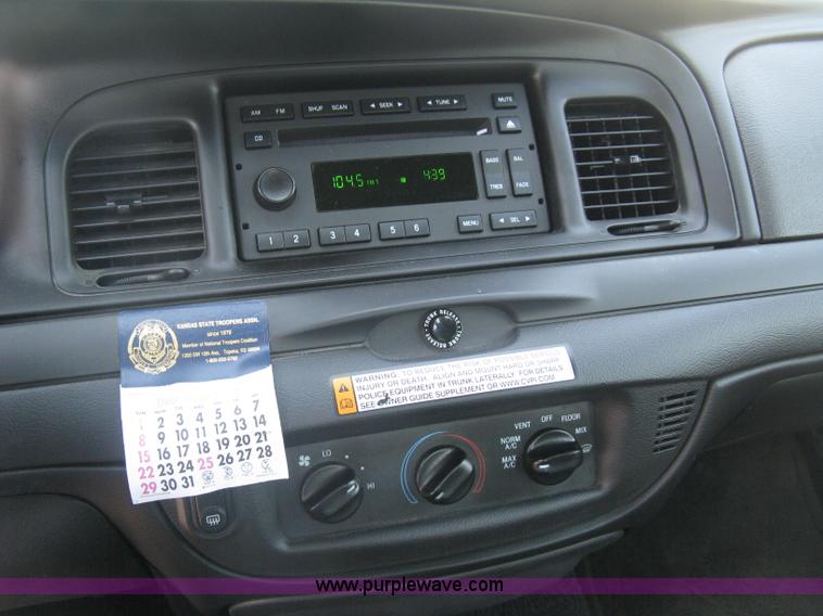 image for item E7931 2011 Ford Crown Victoria Police Interceptor