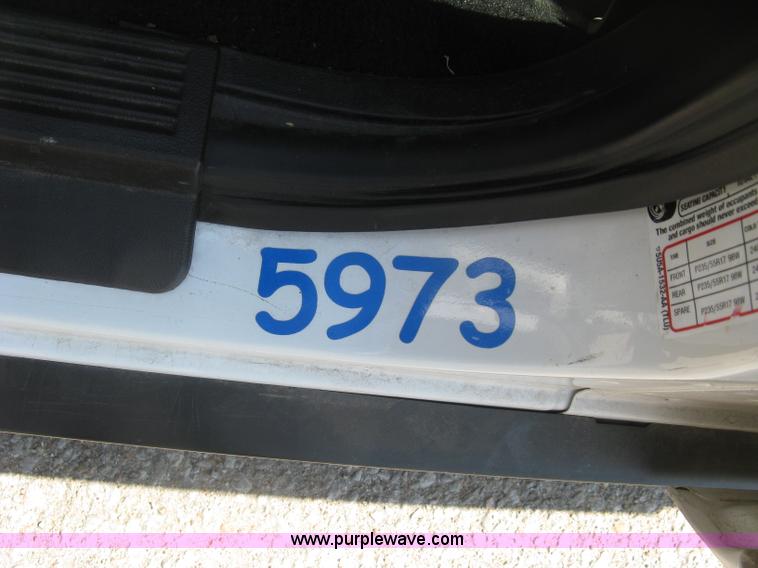 image for item E7931 2011 Ford Crown Victoria Police Interceptor