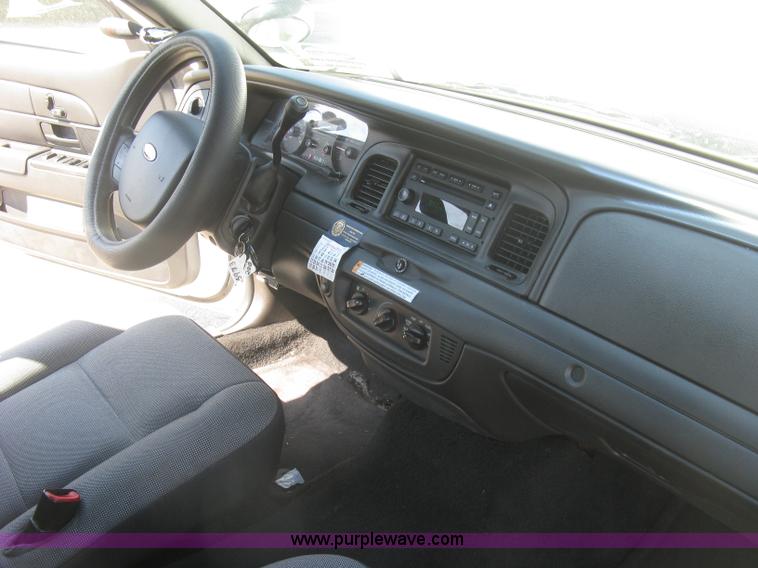 image for item E7931 2011 Ford Crown Victoria Police Interceptor