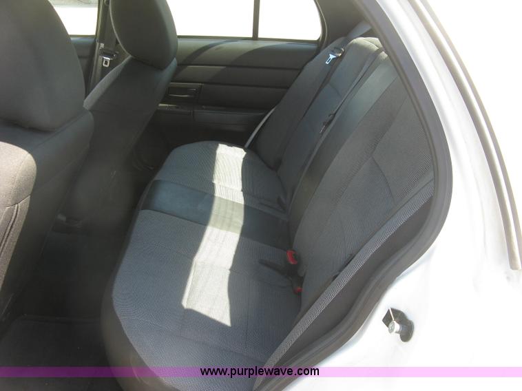 image for item E7931 2011 Ford Crown Victoria Police Interceptor