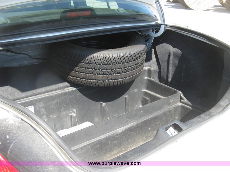 image for item E7931 2011 Ford Crown Victoria Police Interceptor