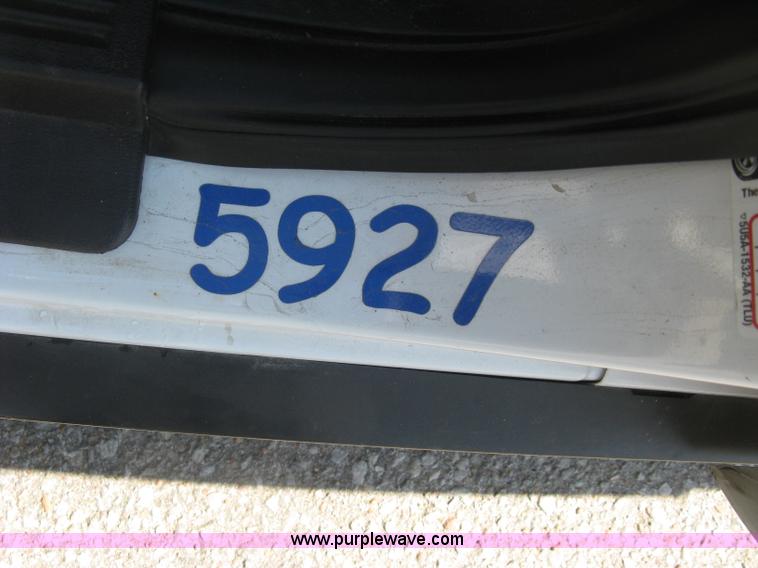 image for item E7932 2011 Ford Crown Victoria Police Interceptor