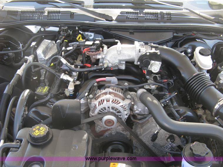 image for item E7932 2011 Ford Crown Victoria Police Interceptor