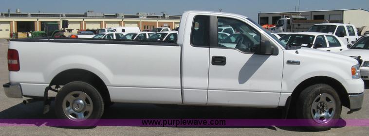 image for item E7933 2008 Ford F150 XLT pickup truck