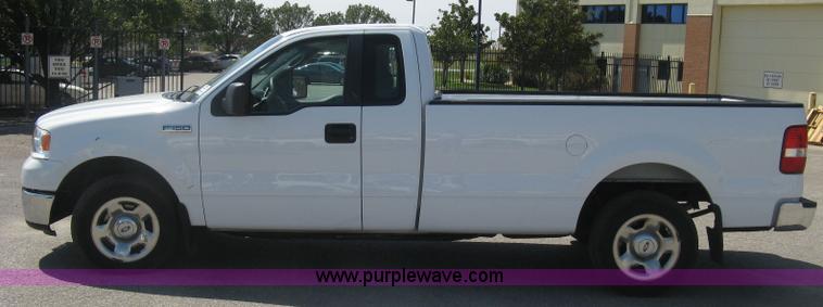 image for item E7933 2008 Ford F150 XLT pickup truck