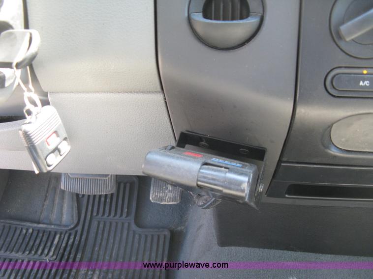 image for item E7933 2008 Ford F150 XLT pickup truck