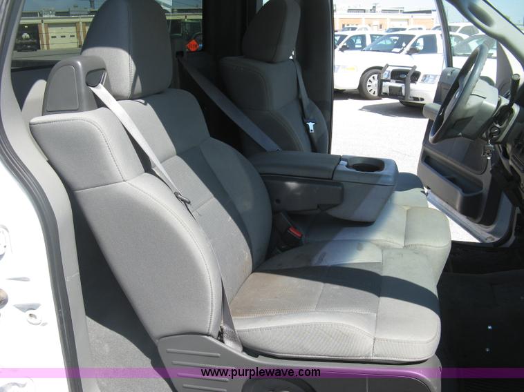 image for item E7933 2008 Ford F150 XLT pickup truck