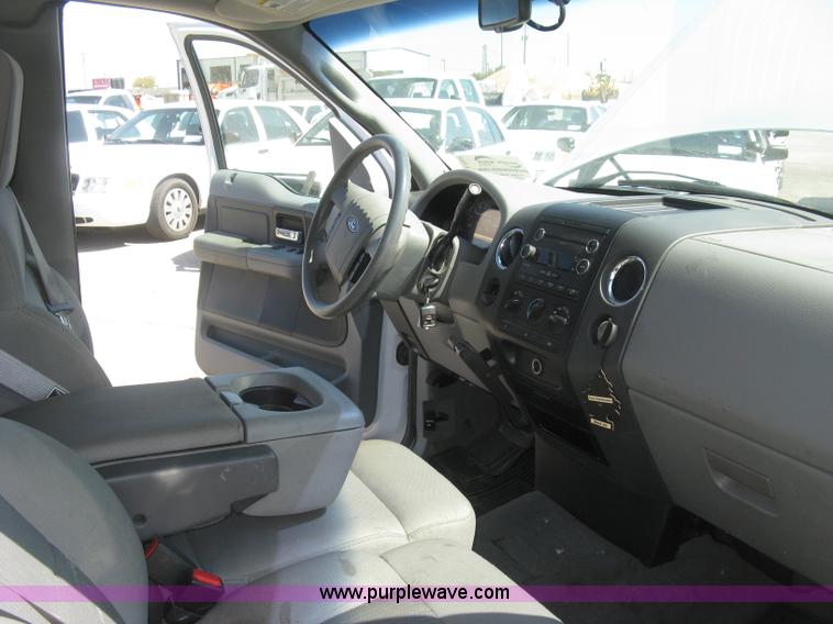 image for item E7933 2008 Ford F150 XLT pickup truck