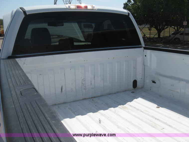 image for item E7933 2008 Ford F150 XLT pickup truck