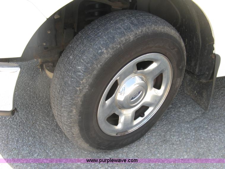 image for item E7933 2008 Ford F150 XLT pickup truck