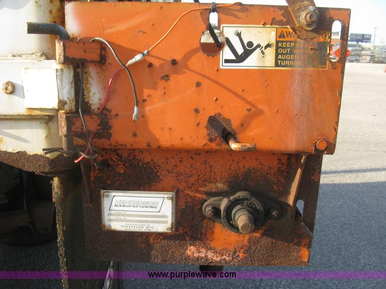 image for item E7938 2001 GMC C7500 dump truck