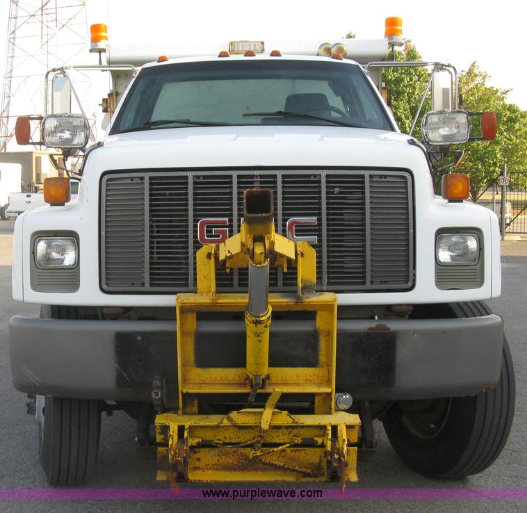 image for item E7939 2001 GMC C7500 dump truck