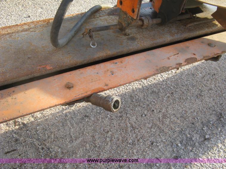 image for item E7939 2001 GMC C7500 dump truck