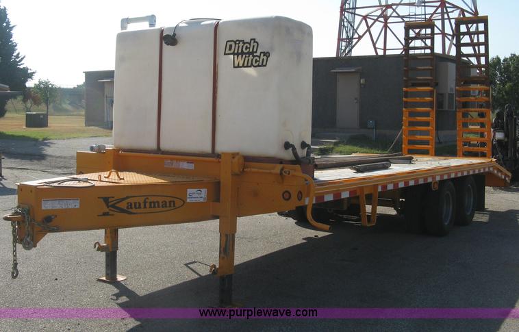 image for item E7941 2013 Kaufman equipment trailer