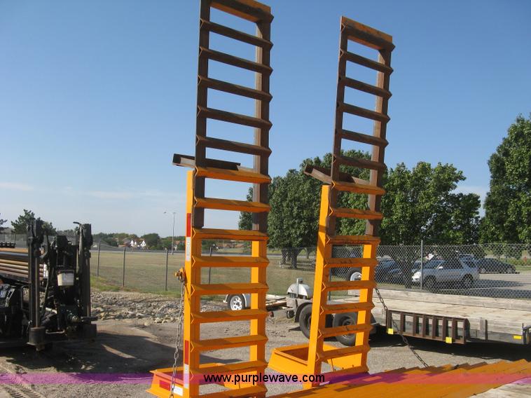 image for item E7941 2013 Kaufman equipment trailer