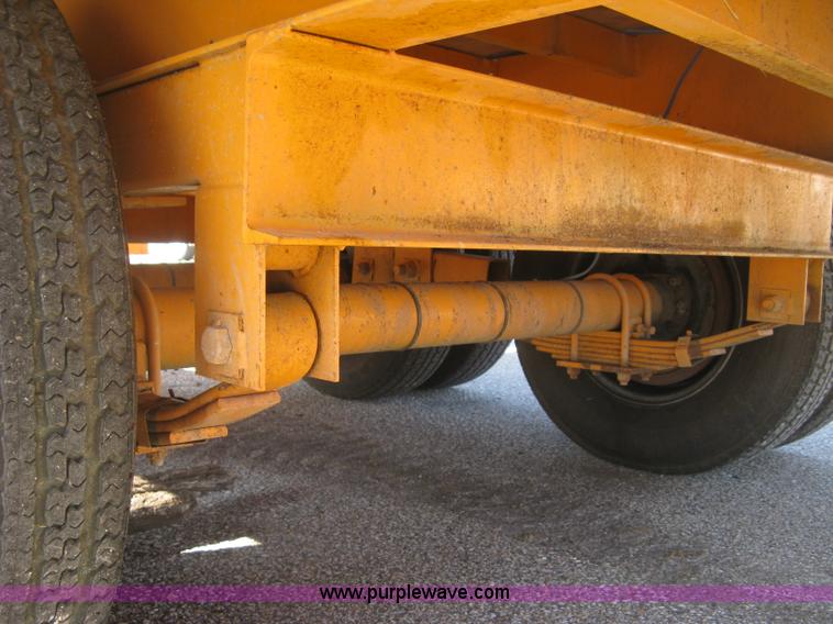 image for item E7941 2013 Kaufman equipment trailer