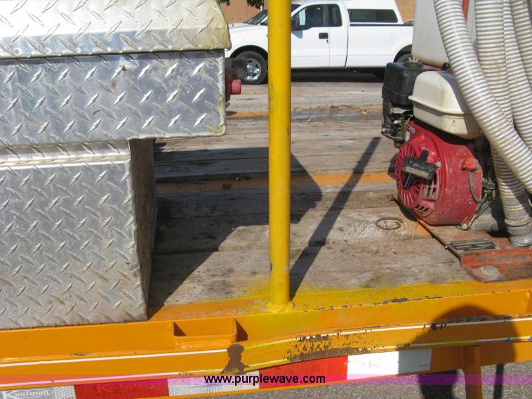 image for item E7941 2013 Kaufman equipment trailer