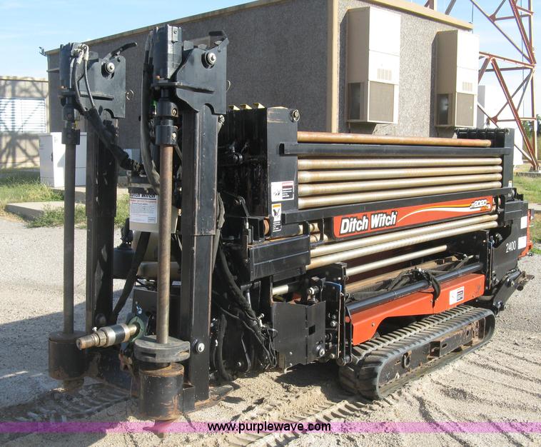 image for item E7942 2005 Ditch Witch JT2020 Mach 1 directional drill