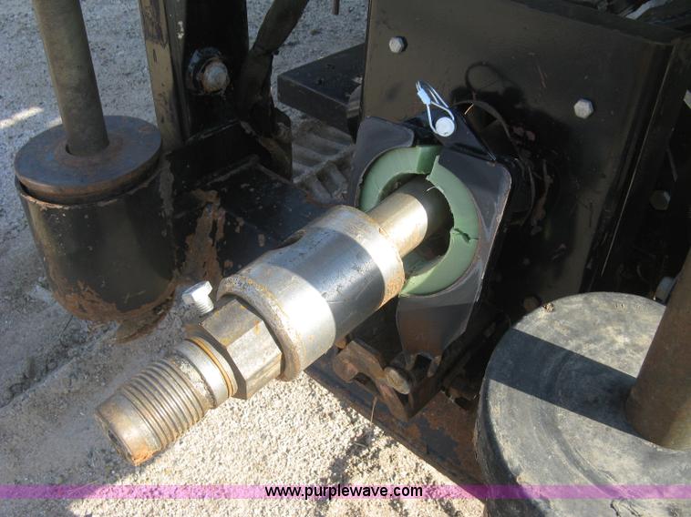 image for item E7942 2005 Ditch Witch JT2020 Mach 1 directional drill