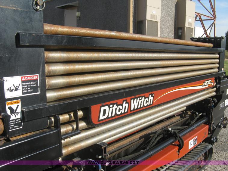 image for item E7942 2005 Ditch Witch JT2020 Mach 1 directional drill