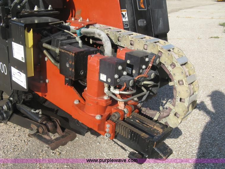 image for item E7942 2005 Ditch Witch JT2020 Mach 1 directional drill