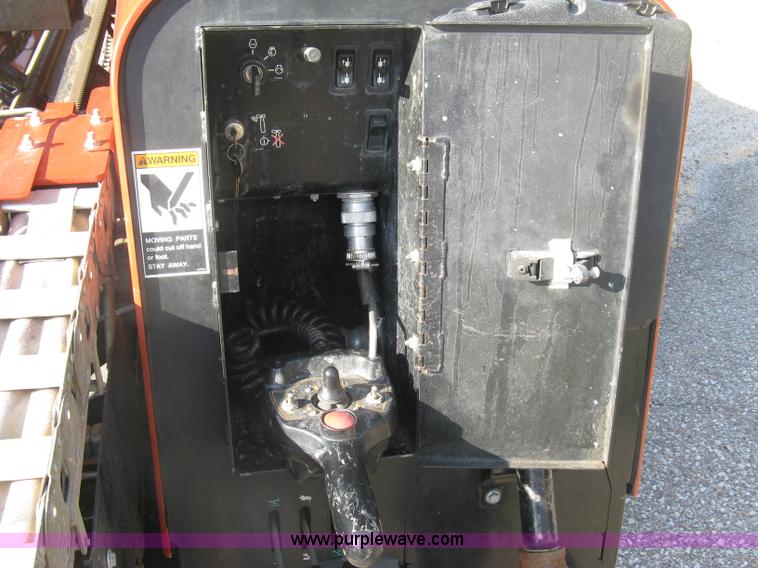 image for item E7942 2005 Ditch Witch JT2020 Mach 1 directional drill