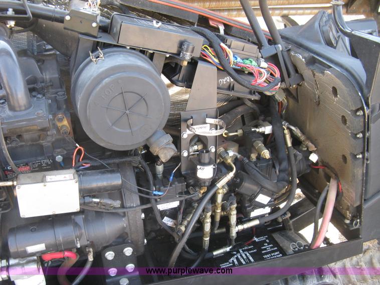 image for item E7942 2005 Ditch Witch JT2020 Mach 1 directional drill