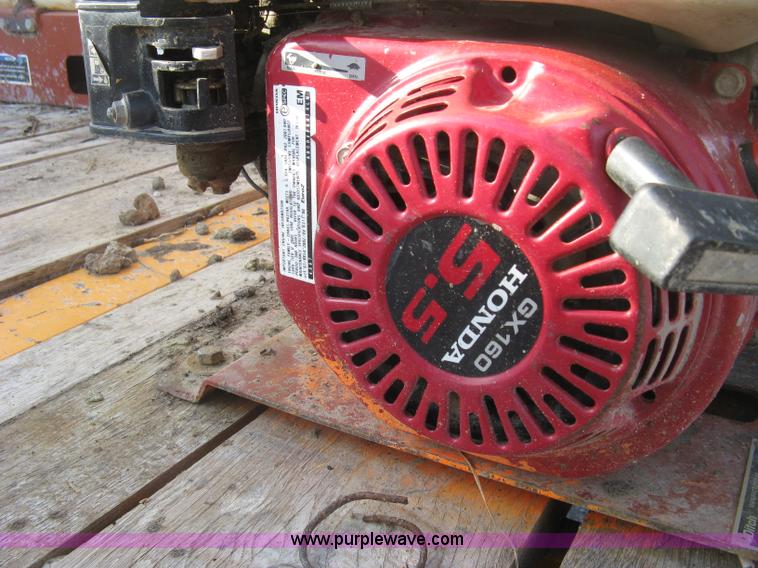 image for item E7942 2005 Ditch Witch JT2020 Mach 1 directional drill