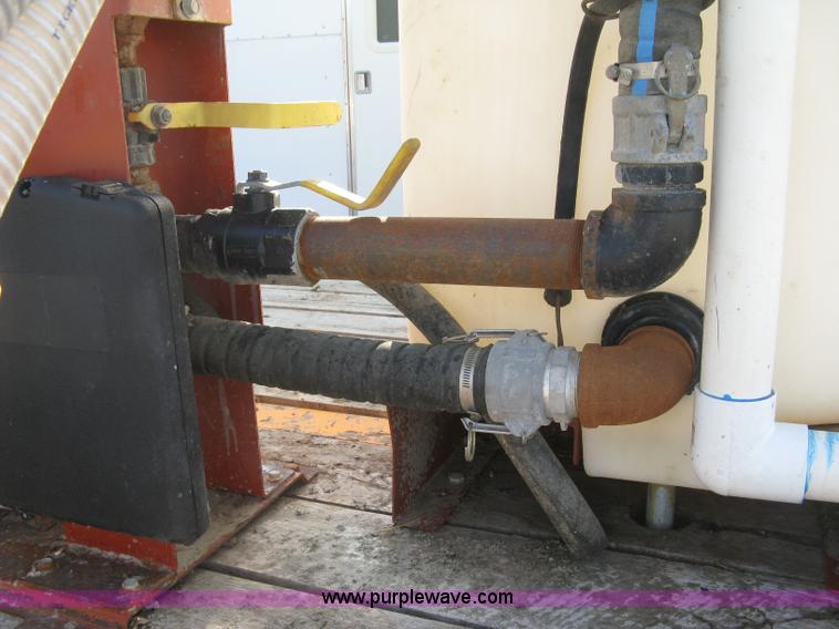 image for item E7942 2005 Ditch Witch JT2020 Mach 1 directional drill