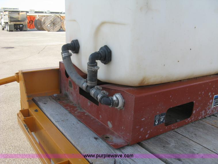 image for item E7942 2005 Ditch Witch JT2020 Mach 1 directional drill