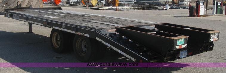 image for item E7943 2000 Felling FT32 equipment trailer